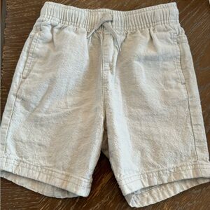 EUC Boys Old Navy  Light Gray/Cream Elastic-Waist Shorts size 4T
